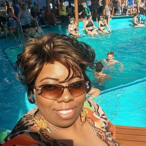 Meet your Posher, Tanika